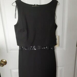 Sangria dress.  Sequin waist, zippered back Size 6